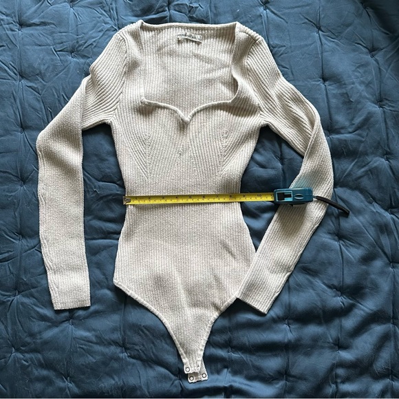 Abercrombie sweater bodysuit in oatmeal beige, size small - Picture 5 of 7